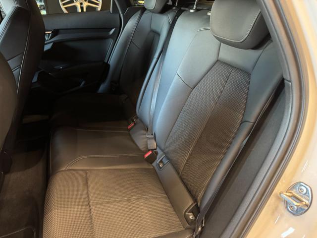 AUDI A3 SPB 35 TFSI Stronic line edition