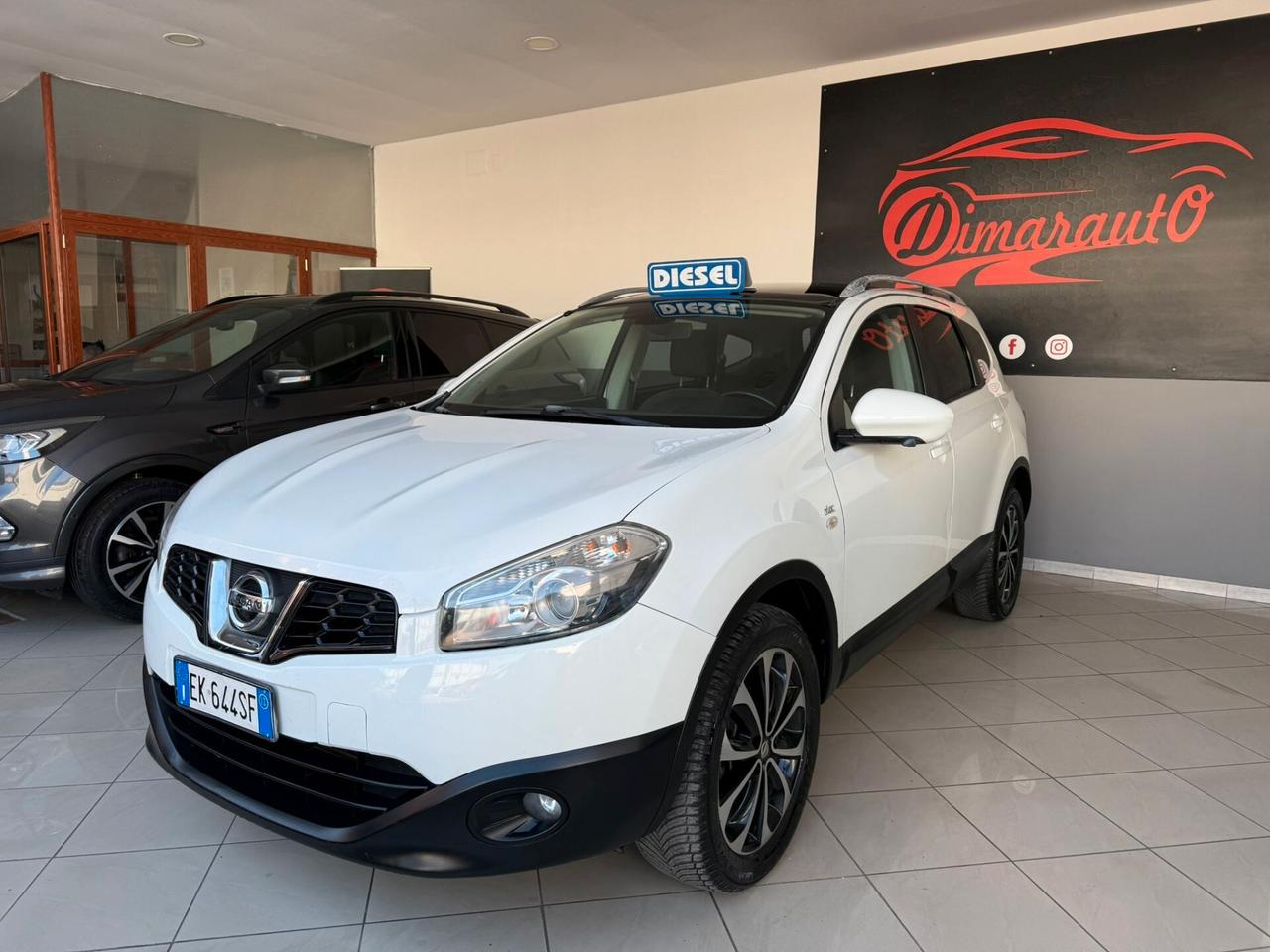 NISSAN QASHQAI +2 1.5 DIESEL 7 POSTI 2012