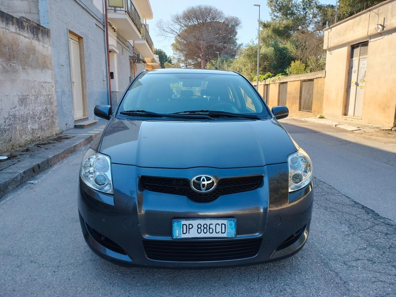 Toyota Auris 2.0 D-4D 5 porte Sol MY'08