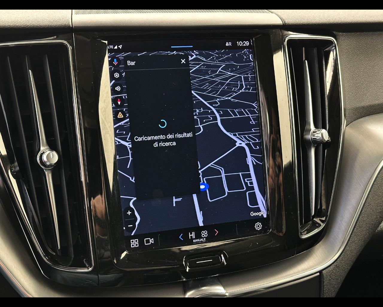 VOLVO XC60 B4 (d) AWD automatico Essential