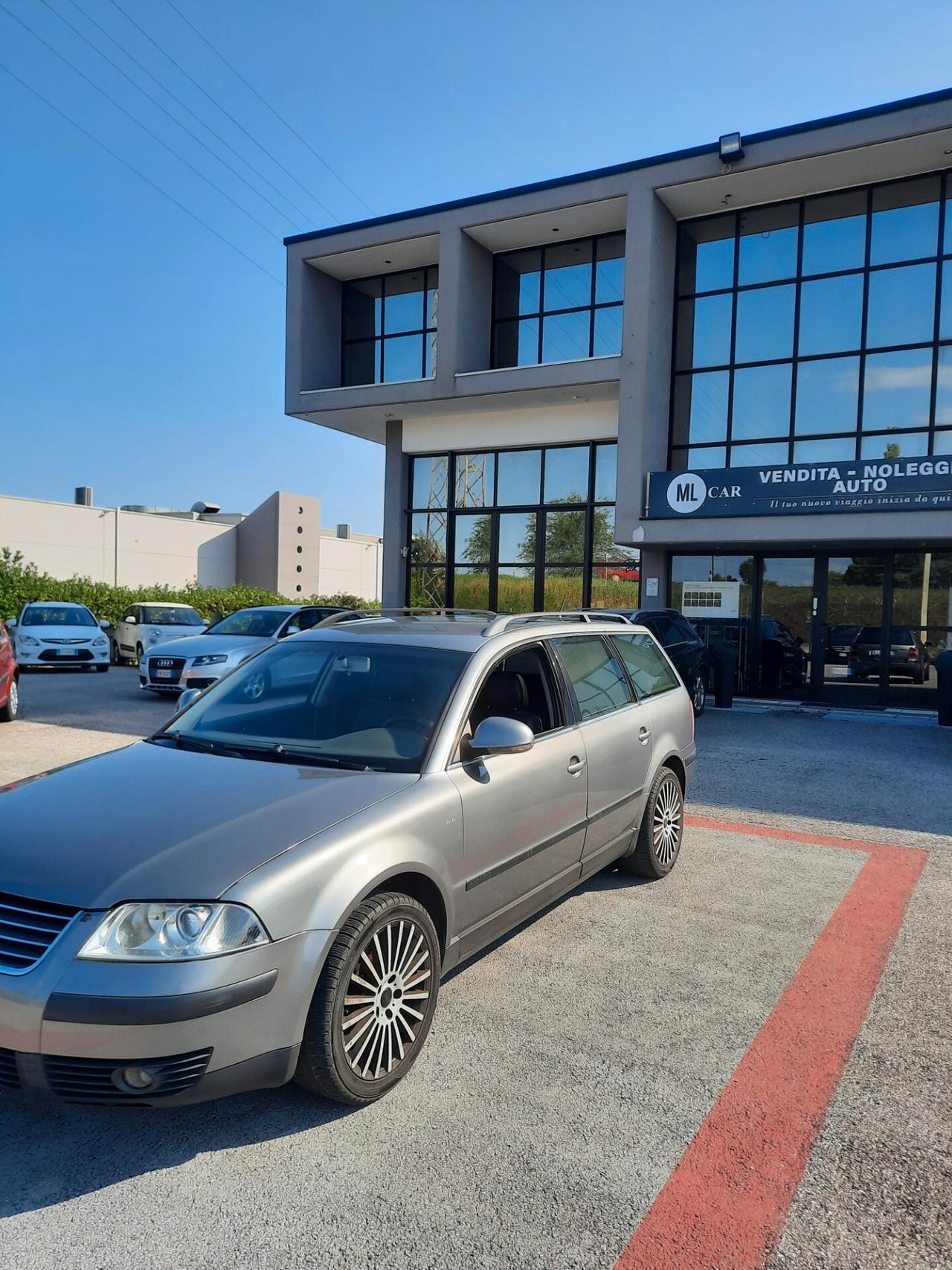 Volkswagen Passat 1.9 TDI/101 CV Var. Business