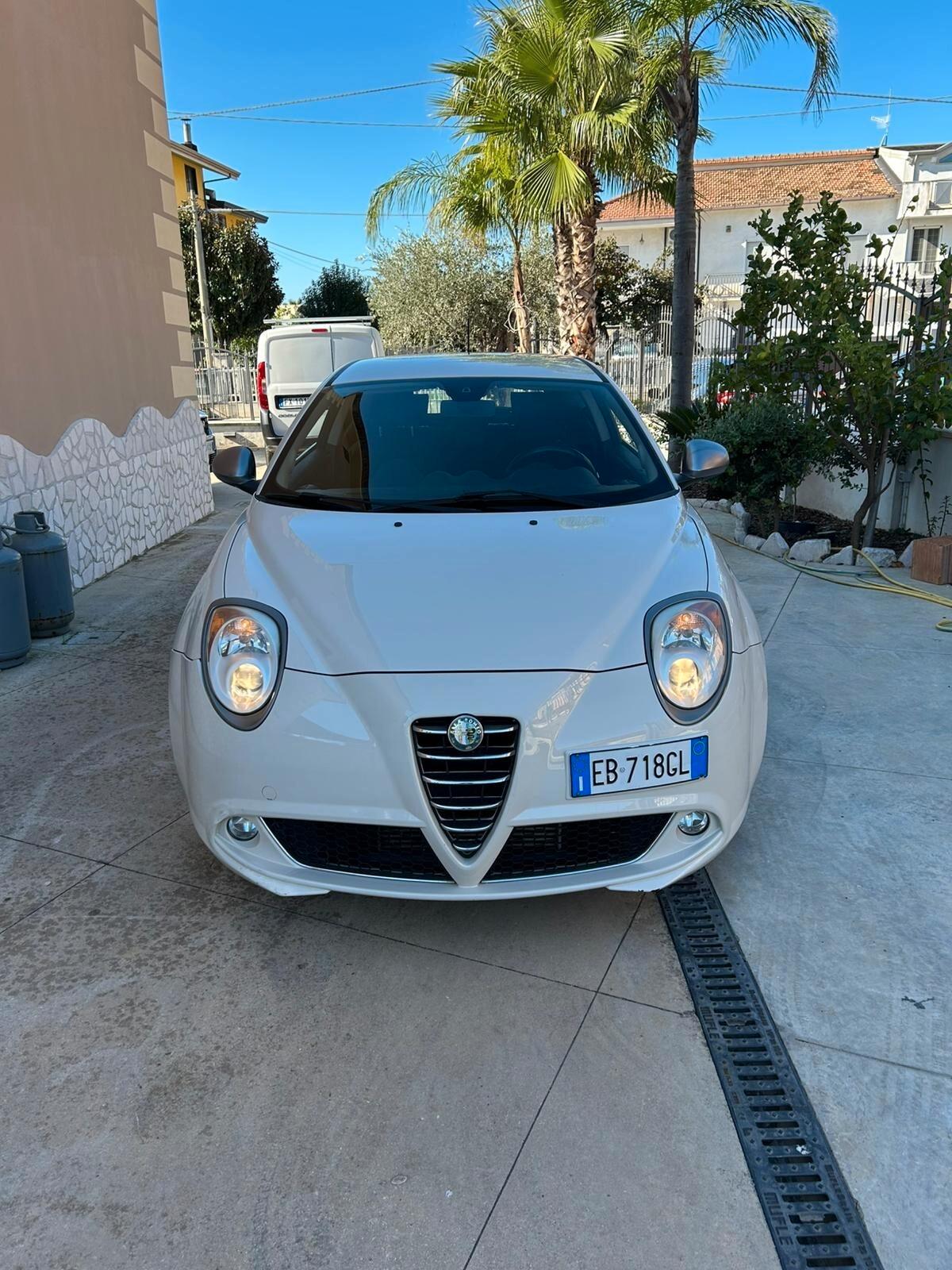 Alfa Romeo MiTo 1.3 JTDm-2 95 CV S&S Distinctive Sport Pack