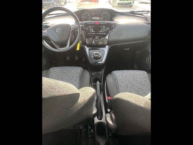 LANCIA Ypsilon 3ª serie - 1.0 FireFly 5 porte S&S Hybrid Si