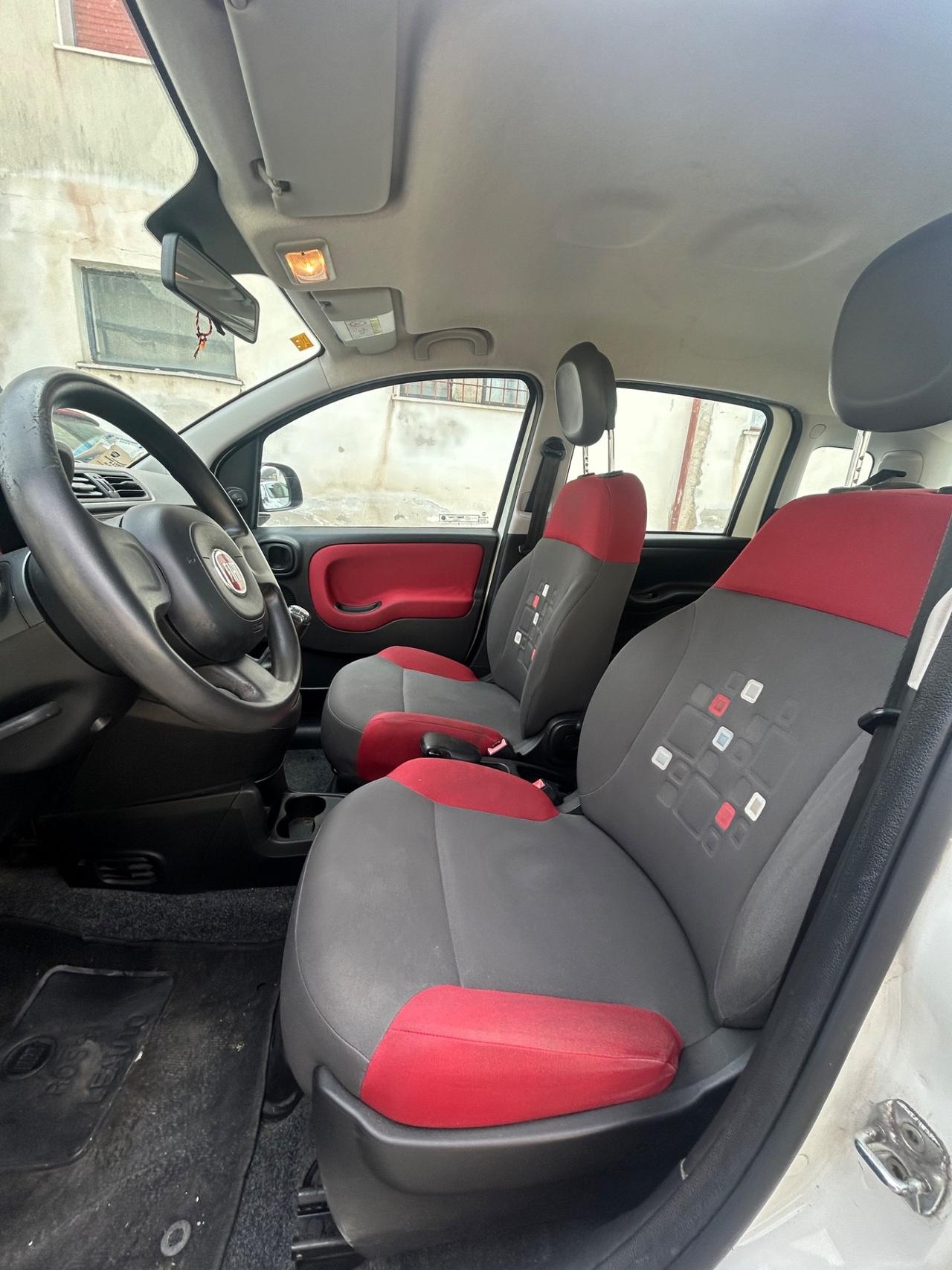 Fiat Panda 1.2 Lounge Solo 84 mila km!
