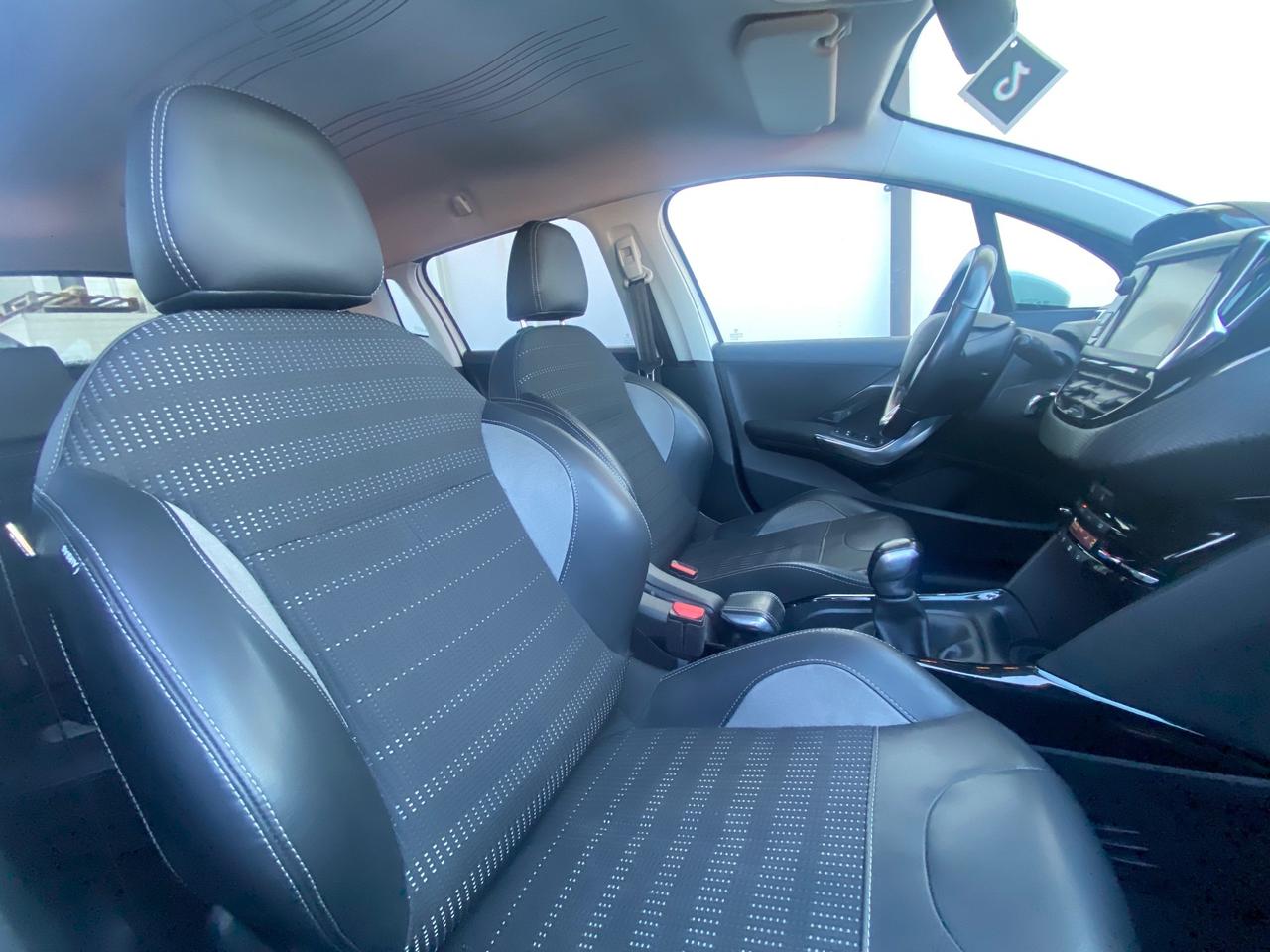 Peugeot 2008 1.2 PureTech 82 Allure