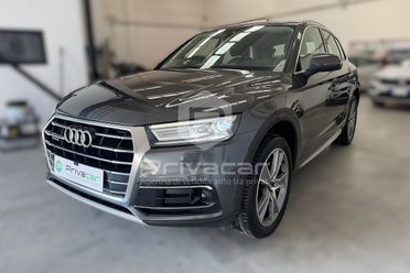 AUDI Q5 40 TDI quattro S tronic Business Design