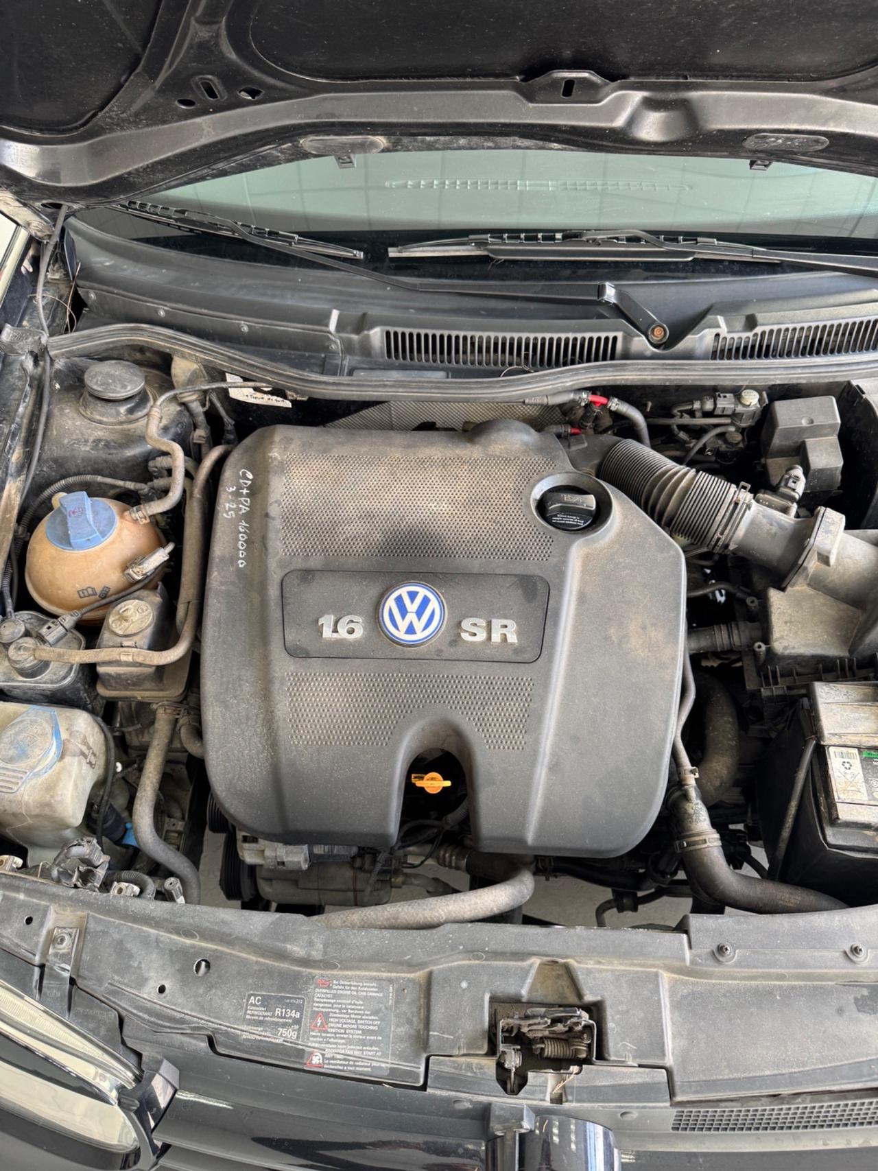 Volkswagen Golf 1.6 cat 5 porte