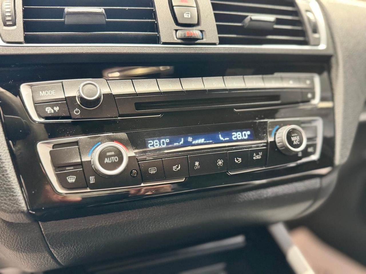 Bmw 118d 5p. Msport BLACK NIGHT