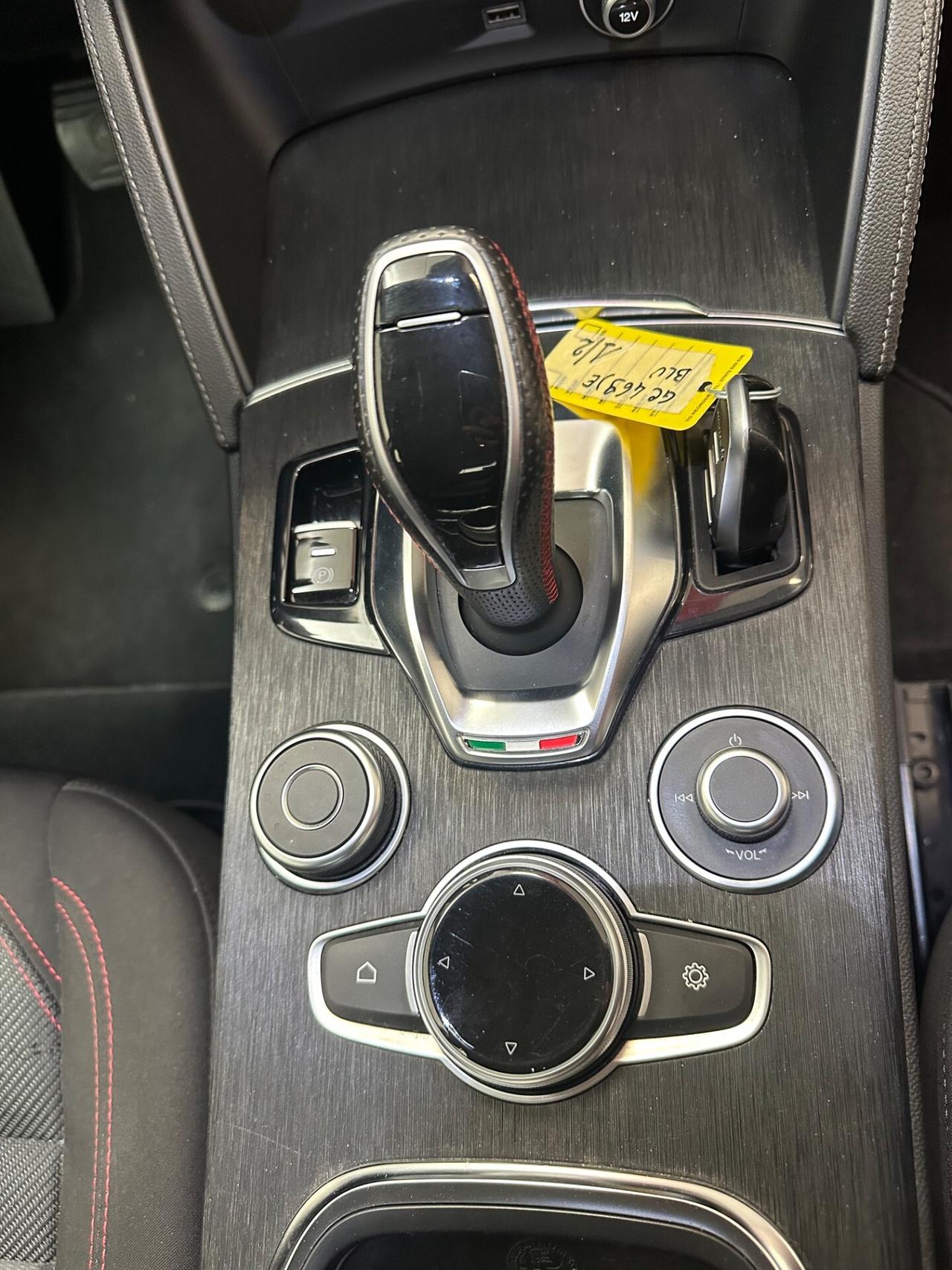 Alfa Romeo Stelvio 2.2 Turbodiesel 190 CV AT8 Q4 Business