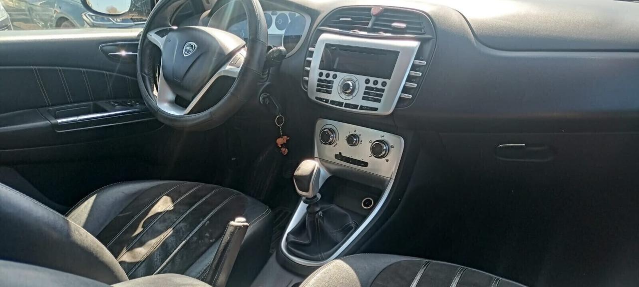 Lancia Delta 1.6 MJT DPF 105 CV Gold