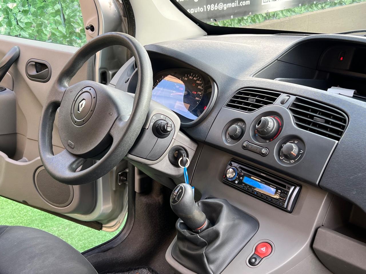 Renault Kangoo 1.5 dCi 75CV F.AP. AUTOCARRO