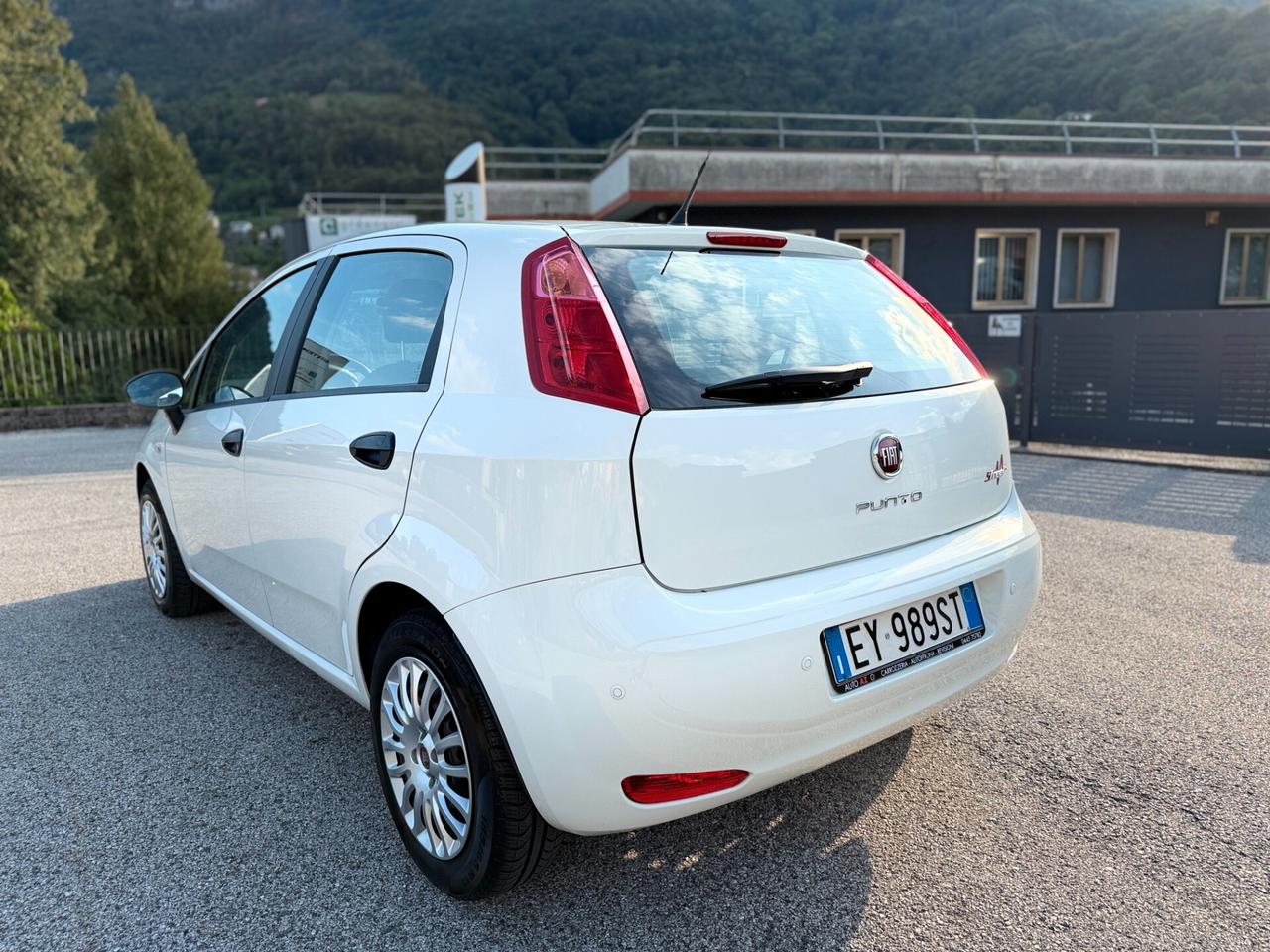 Fiat Punto 1.4 S&S 8V 5 porte Street