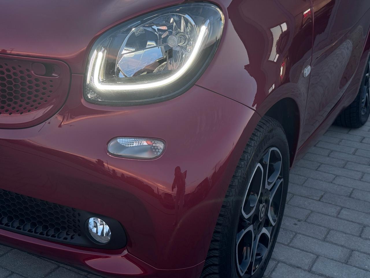 Smart ForTwo 70 1.0 twinamic Passion PERFETTA LED TETTO SEDILI FENDI