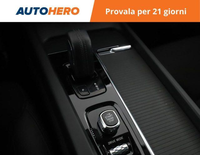 VOLVO XC60 B4 (d) AWD Geartronic Momentum