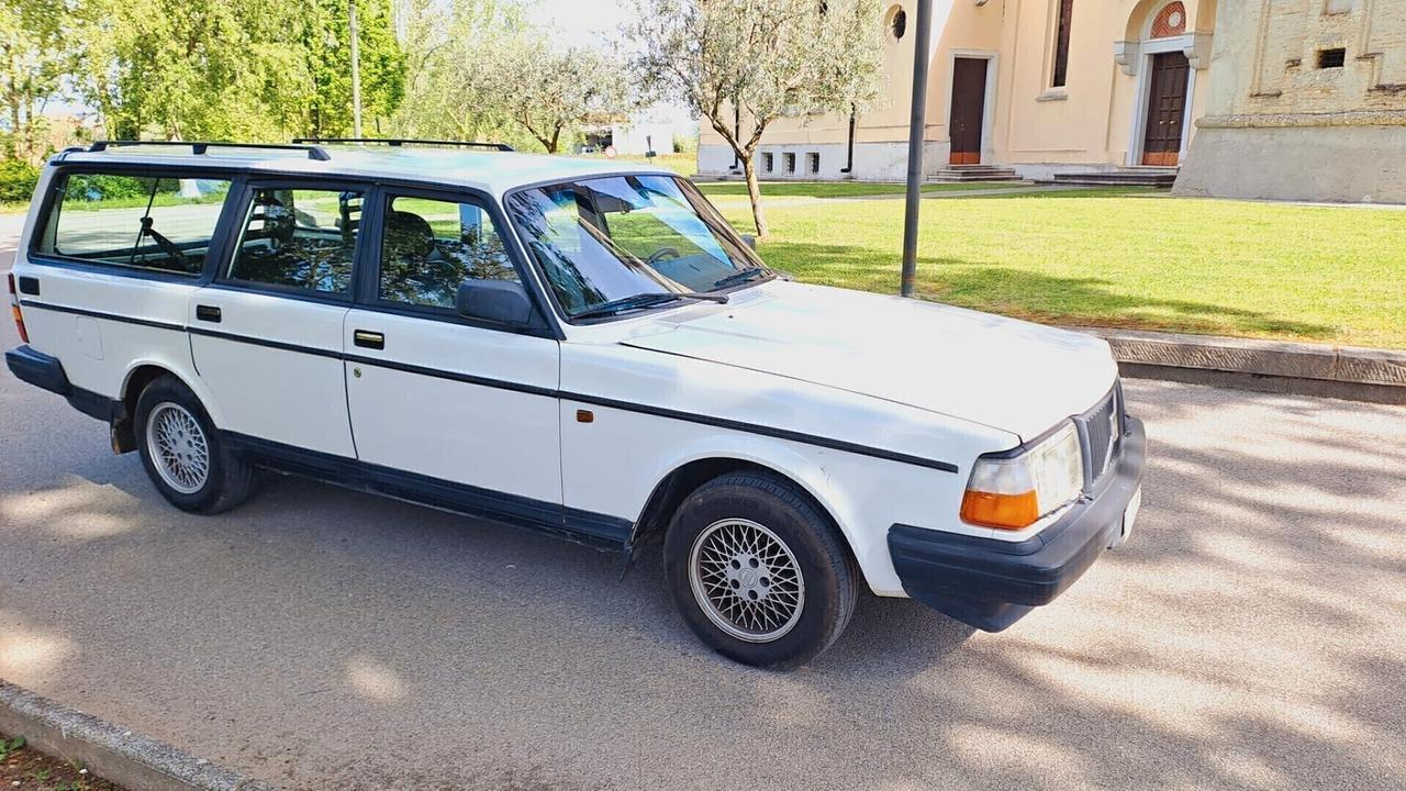 Volvo 240 Clima ben tenuta solo 150.000 KM!!