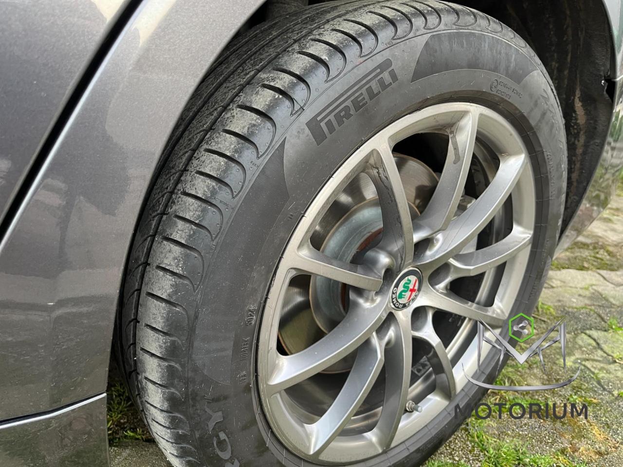 Alfa Romeo Giulia 2.2 TD 180 CV AT8 AWD Q4