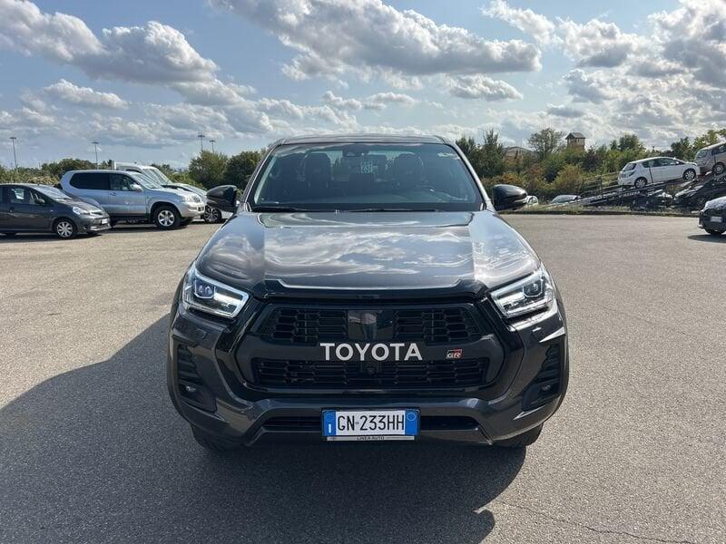 Toyota Hilux Hilux 2.8 D-4D A/T 4WD 4 porte Double Cab GR SPORT IVA COMPRESA