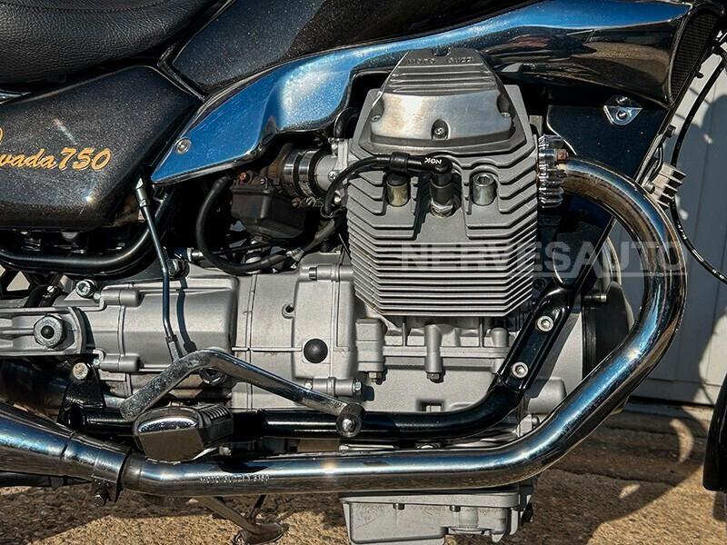 Moto Guzzi Nevada 750