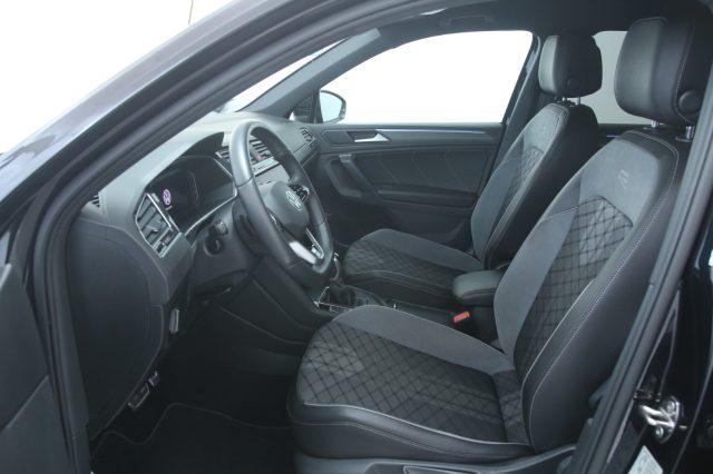 VOLKSWAGEN Tiguan 2.0 TDI 150 CV SCR DSG R-Line Fari Matrix/Black P.