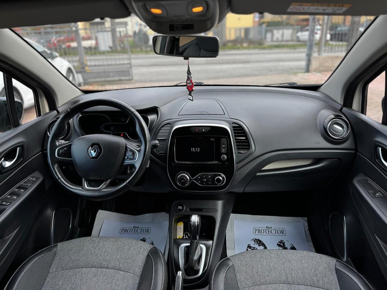 Renault Captur dCi 8V 90 CV EDC Initiale Paris