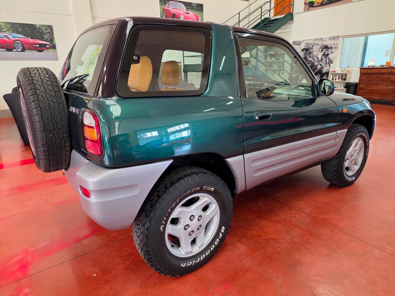 Toyota RAV 4 2.0i 16V cat 3 porte