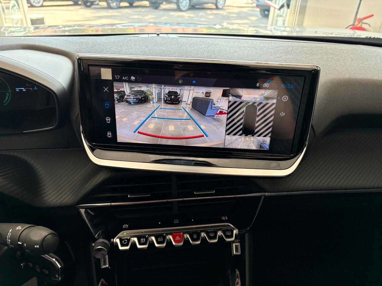 Peugeot 2008 Allure 1.2 Hybrid e-DCS6 - KMO 2026