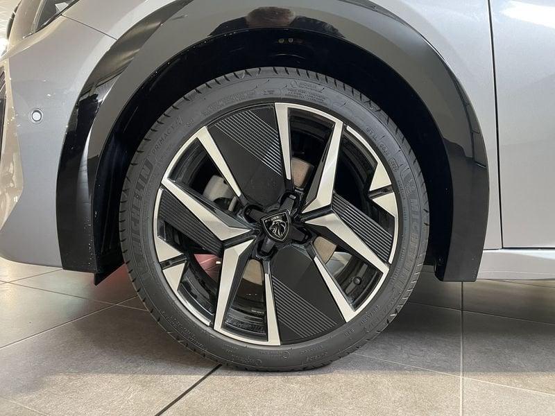Peugeot 208 Hybrid 136 e-DCS6 GT