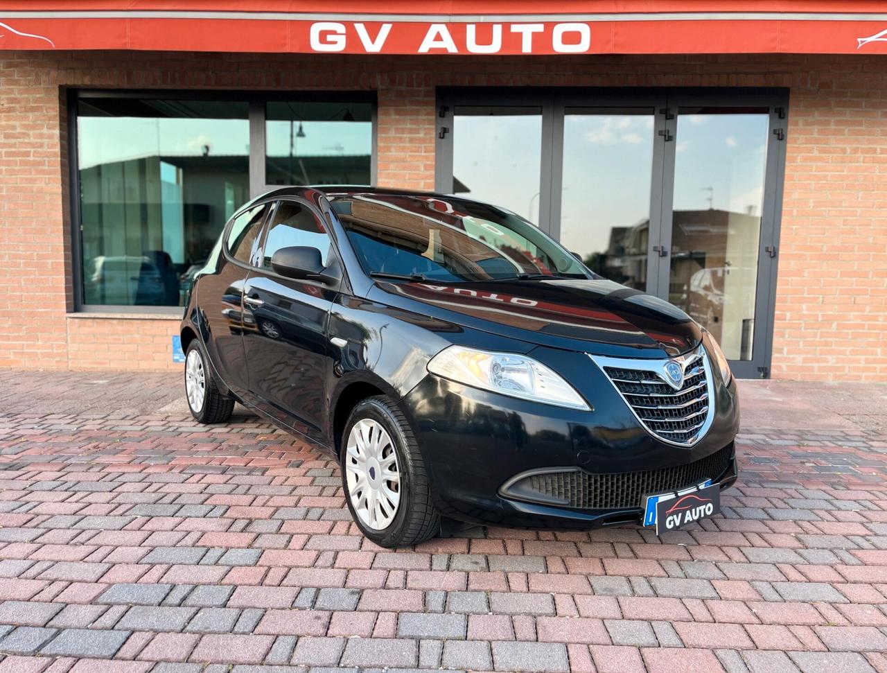 Lancia Ypsilon 1.3 MJT