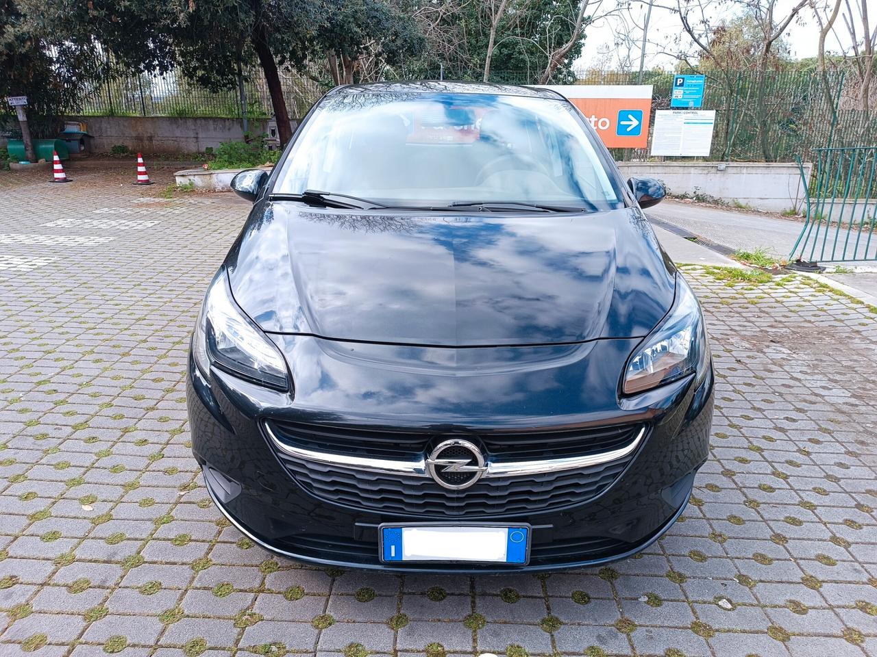 Opel Corsa 1.2 5 porte n-Joy