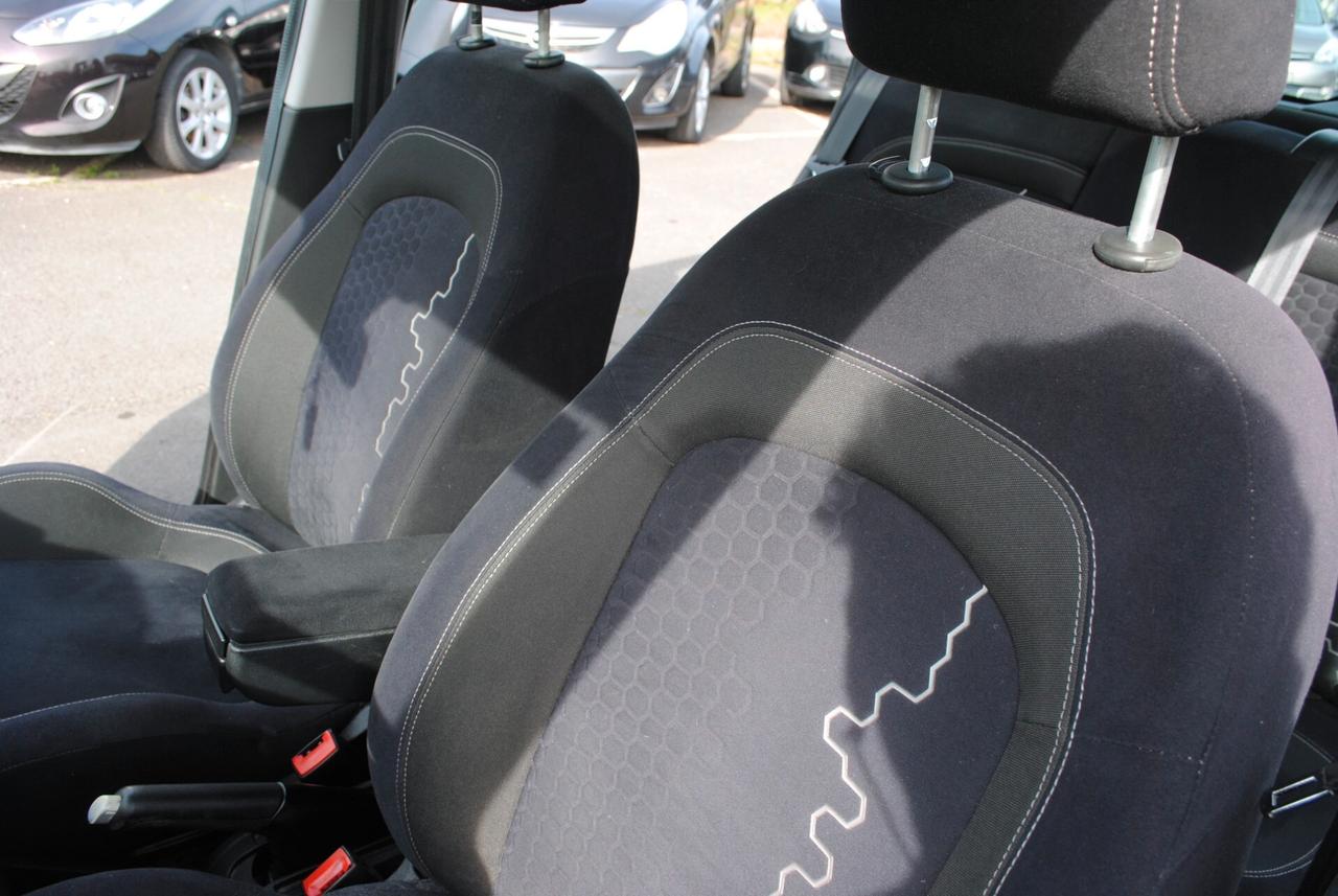 FIAT PUNTO 1.3 MJT 95 CV OK NEOPATENTATI