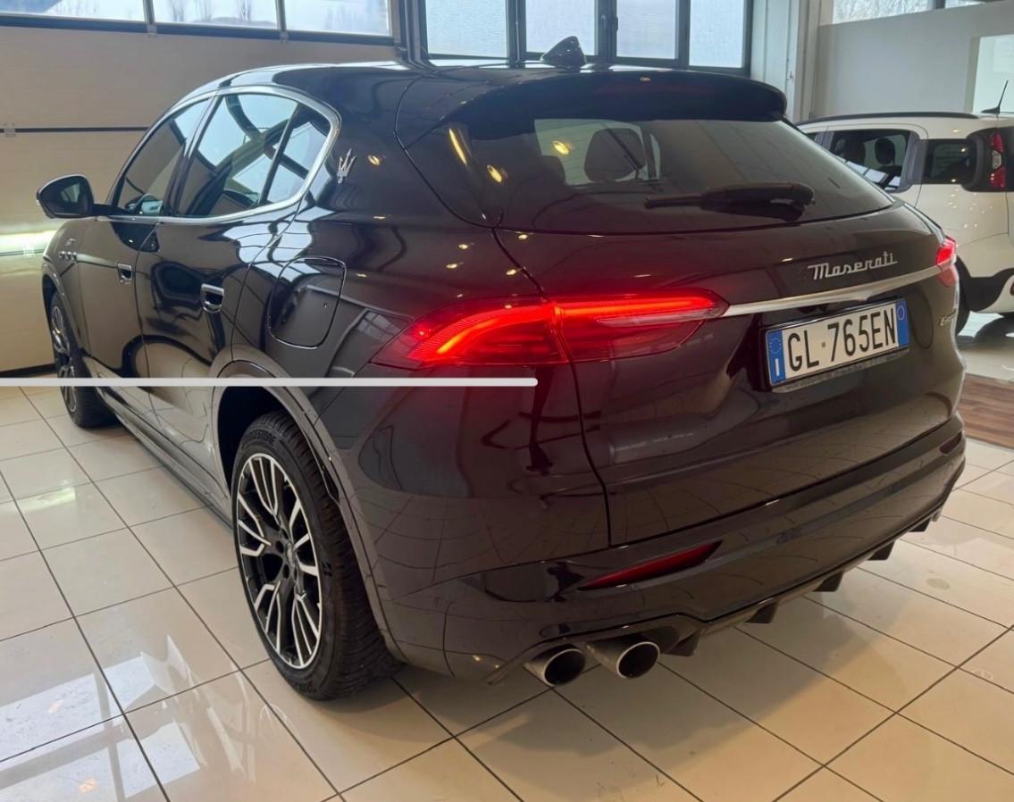 Maserati Grecale MHEV 300 CV AWD GT