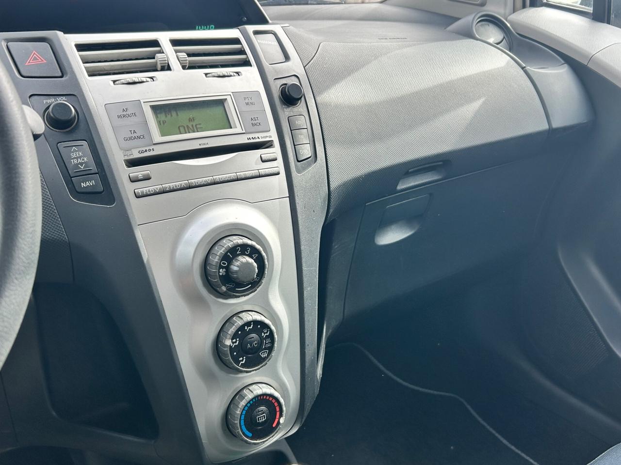 Toyota Yaris 1.0 VVT-i 5 porte