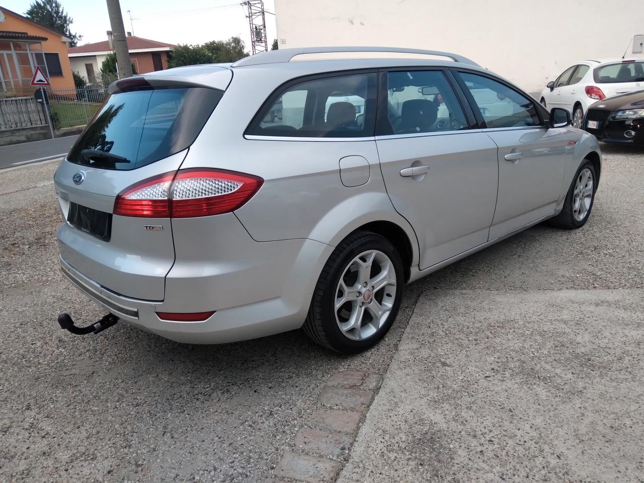 Ford Mondeo 2.0 TDCi 140 CV 6tronic Station Wagon Titanium DPF