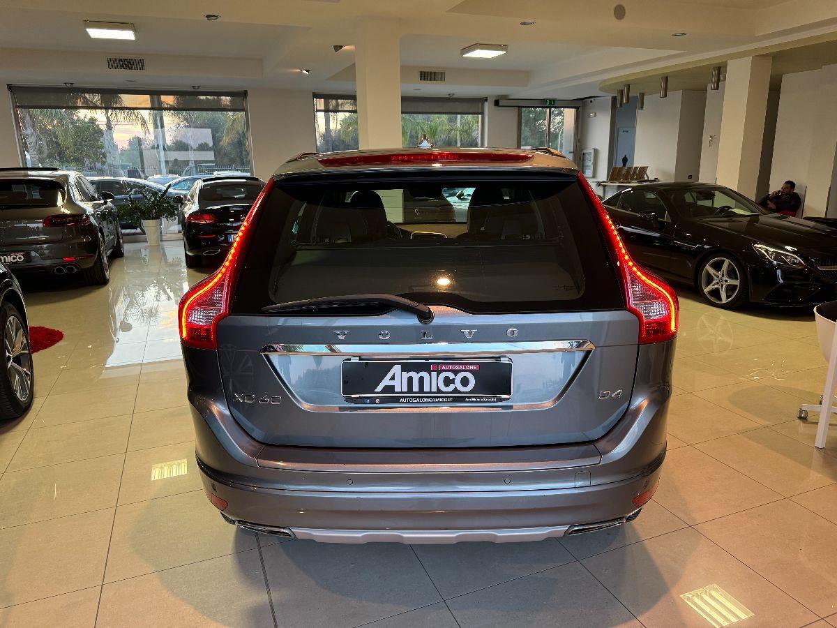 VOLVO - XC60 - D4 Geartronic Momentum Navi/Led