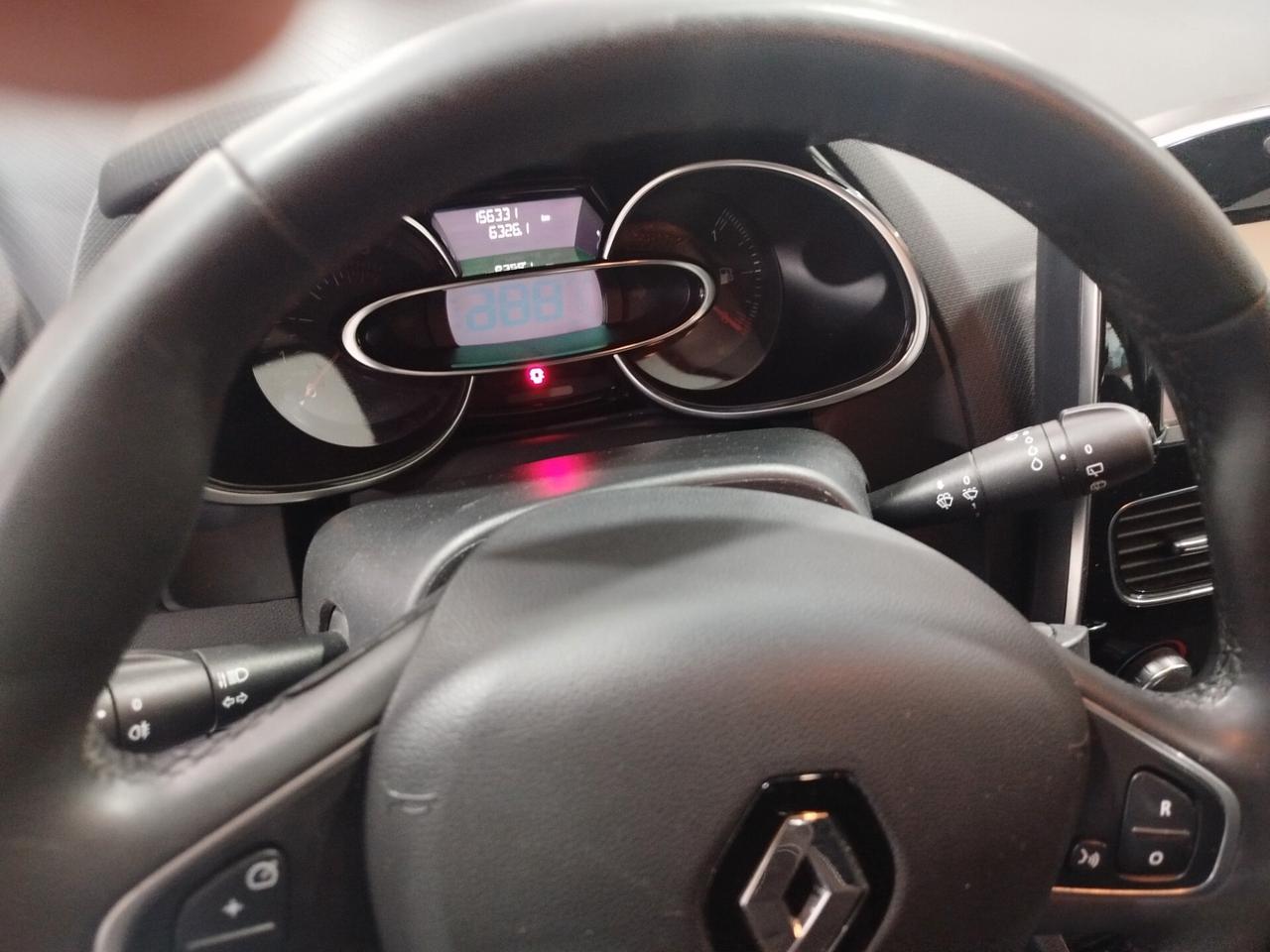 Renault Clio dCi 8V 75 CV Start&Stop 5 porte Energy Intens