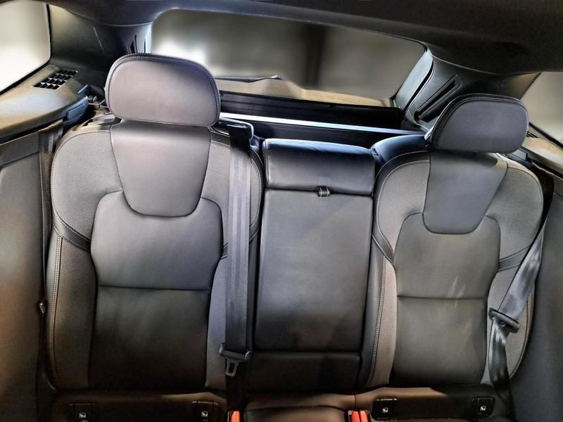 VOLVO XC60 B4 D automatico R-Design