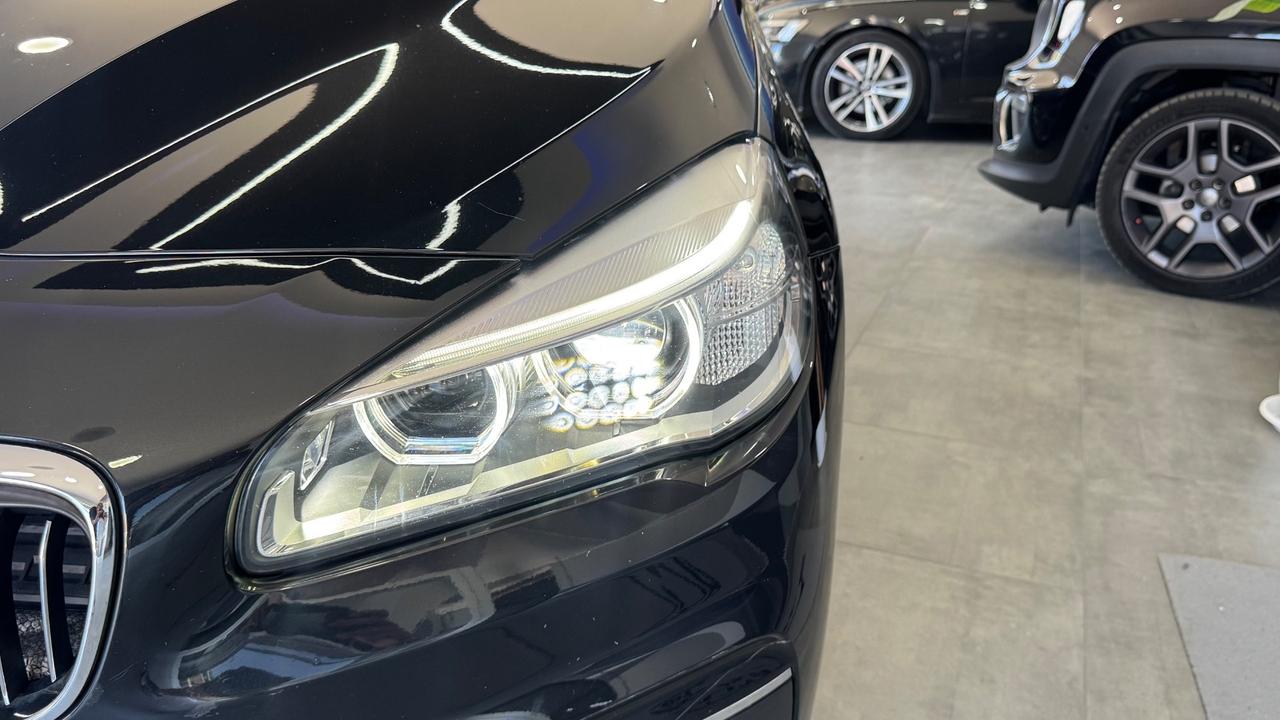 Bmw serie 2 Active Tourer 218d Luxury-2017