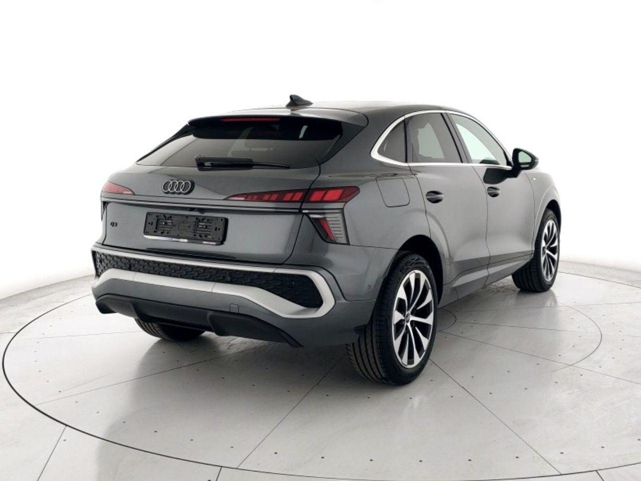AUDI Q3 II 2025 Sportback - Q3 Sportback 1.5 tfsi mhev S line edition 150cv s-tronic