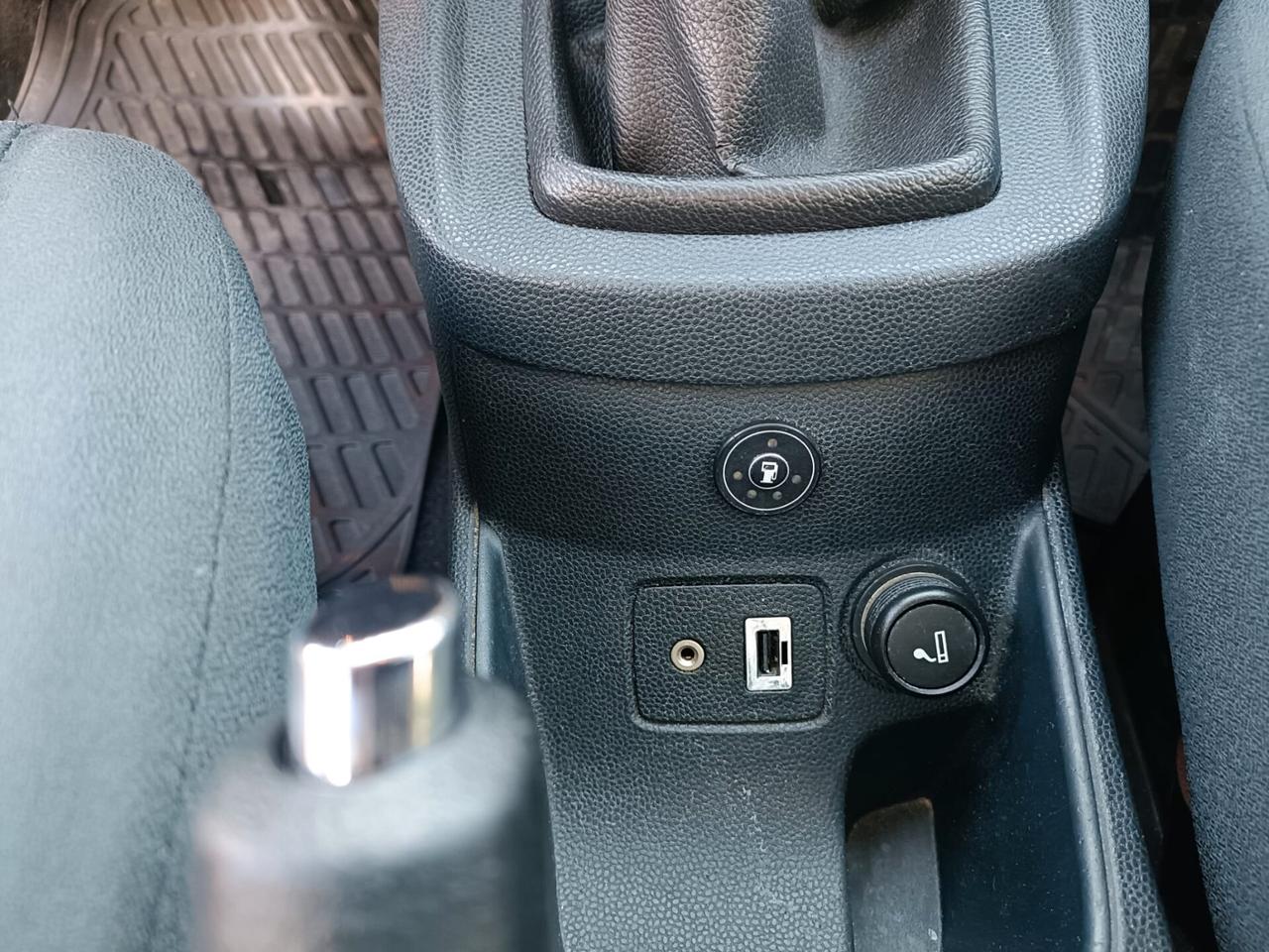 Ford Fiesta Fiesta+ 1.4 5 porte Bz.- GPL