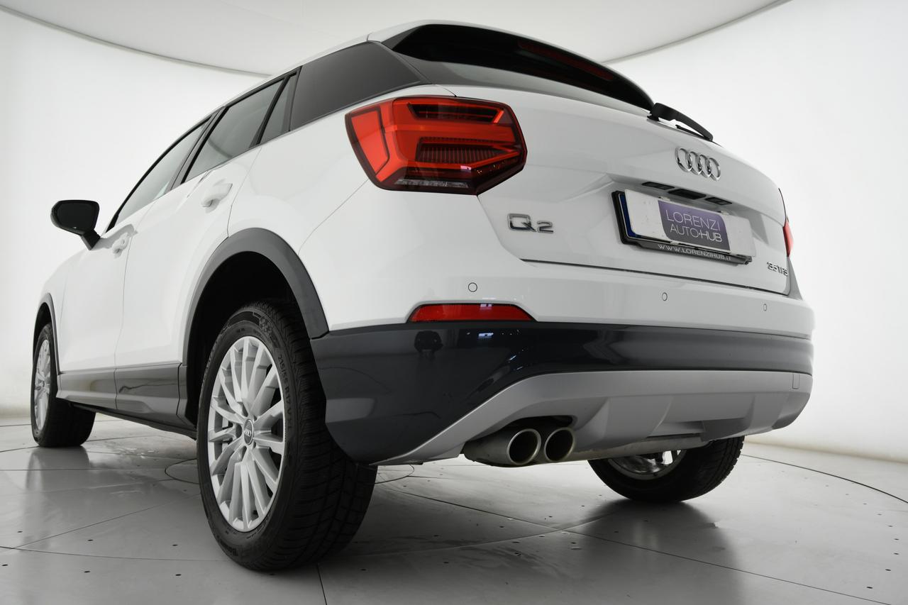 AUDI Q2 35 1.5 tfsi Business Design LED+C17"