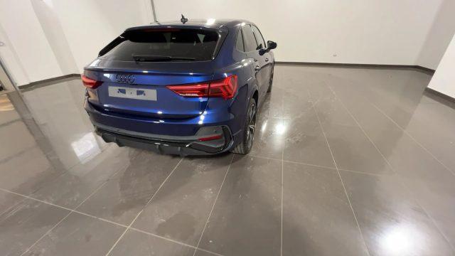AUDI Q3 SPB 35 TDI S tronic Identity Black