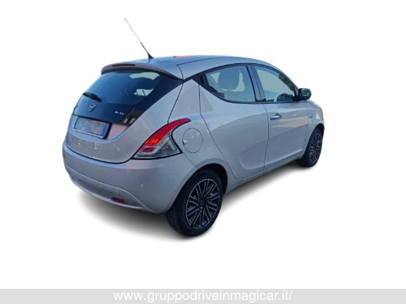 Lancia Ypsilon Ypsilon 1.2 69 CV 5 porte Elefantino