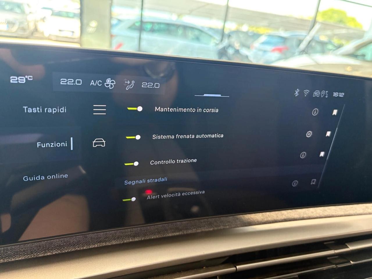 Peugeot 3008 ALLURE motore elettrico (73kWh) 210 CV SPOTICAR