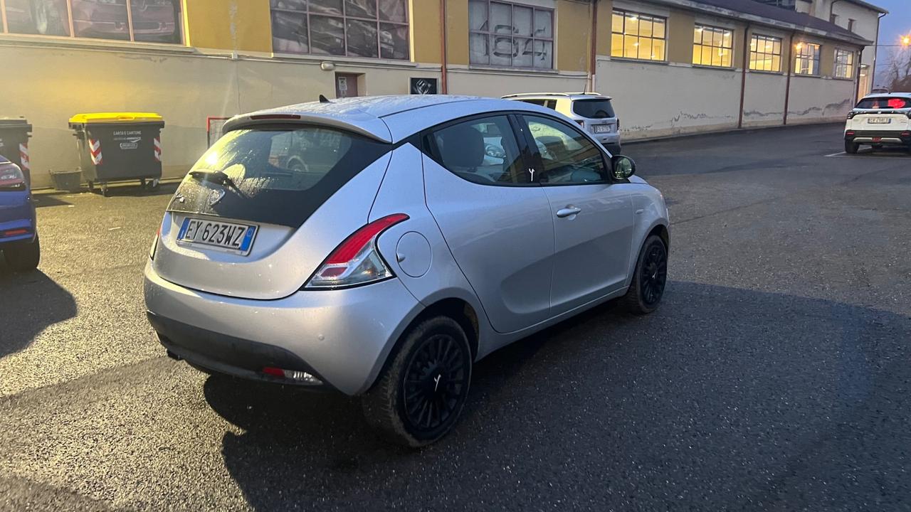 Lancia Ypsilon 1.3 MJT 16V 95 CV 5 porte S&S Elle