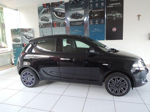 LANCIA Ypsilon 1.0 FireFly 5 porte S&S Hybrid Gold