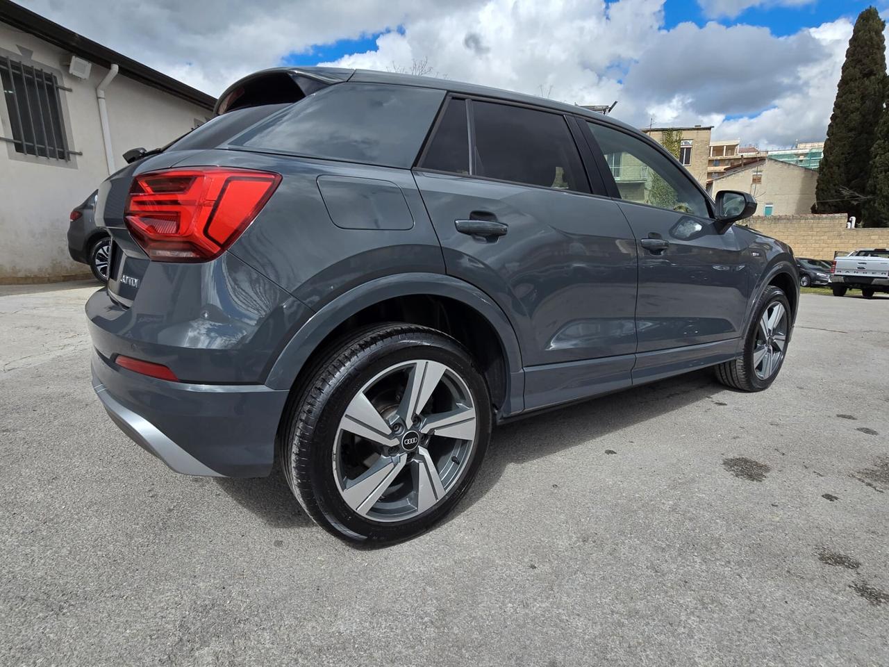 Audi Q2 30 1.6 TDI S line Edition 116 cv - 2020