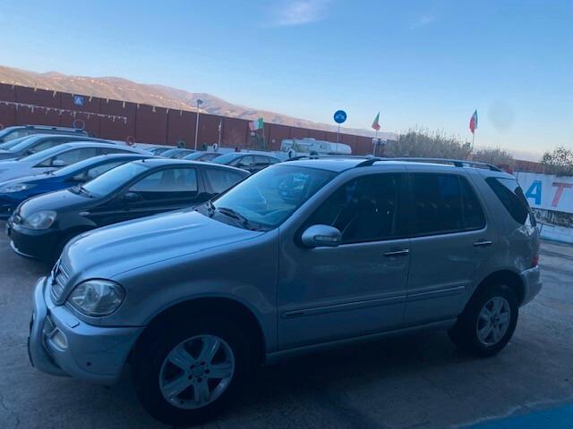 Mercedes-benz ML 270 turbodiesel cat CDI Classic