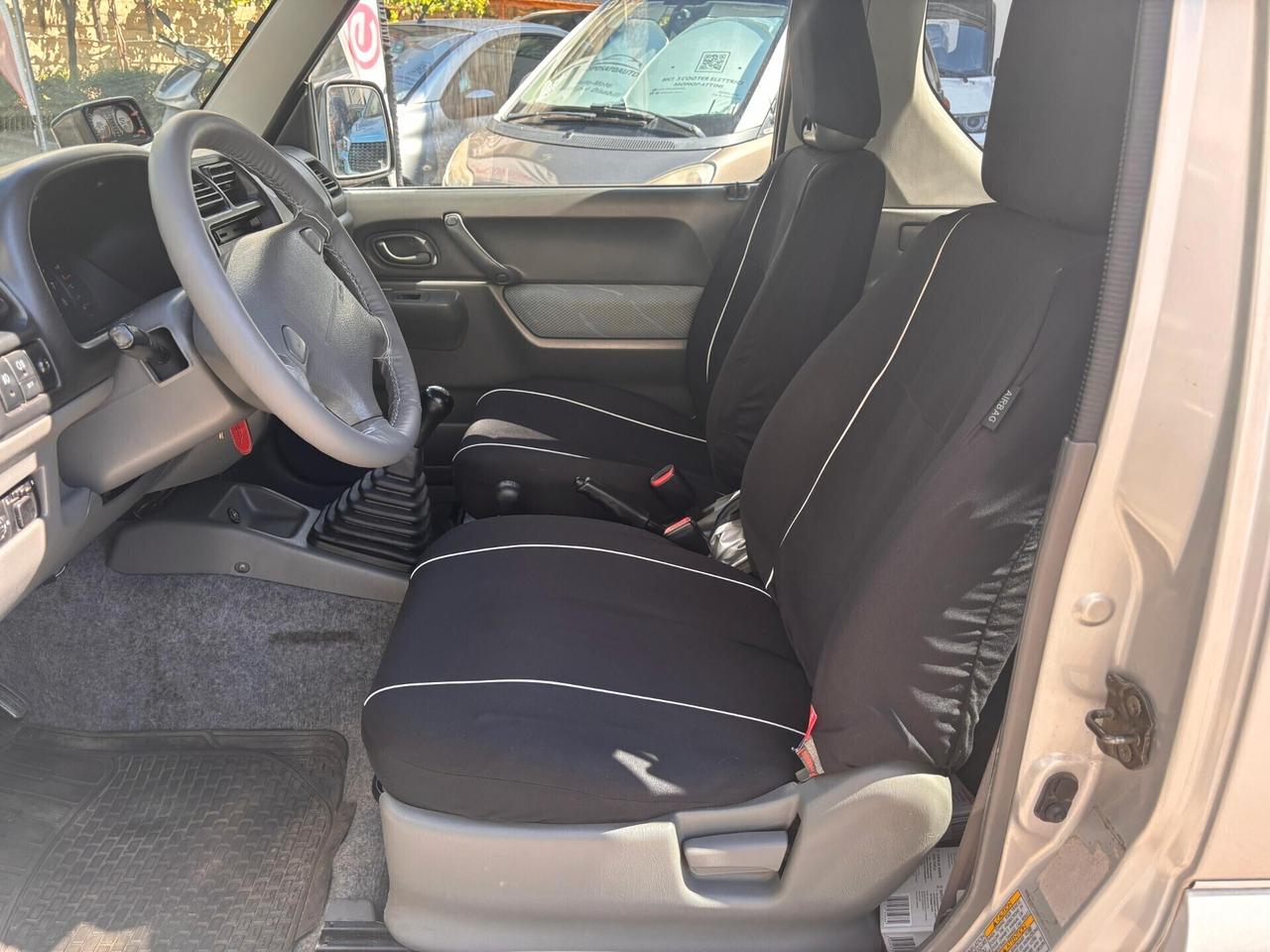 Suzuki Jimny 1.3i 16V cat 4WD JLX GPL