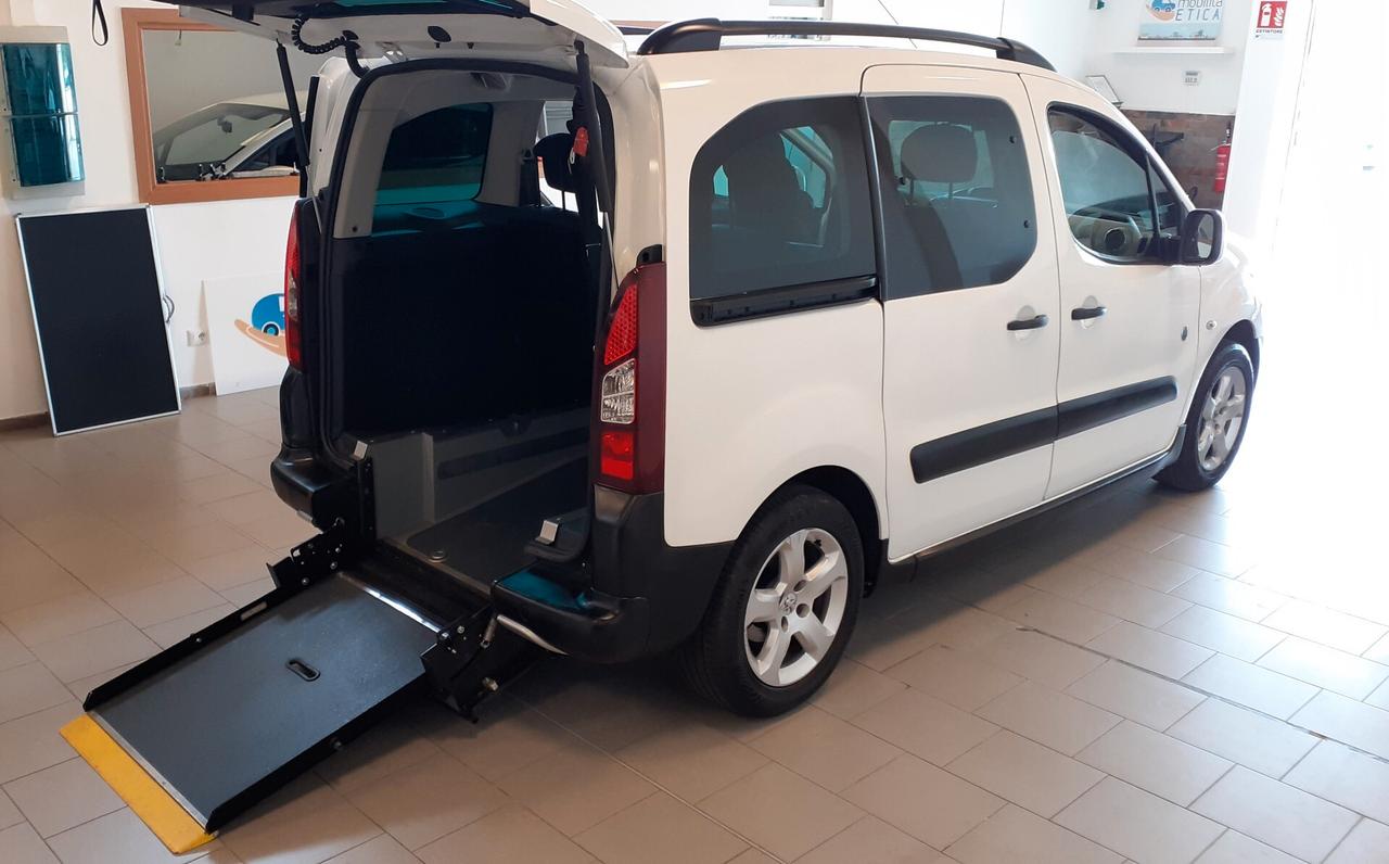 Peugeot Partner trasporto disabili pianale ribassato