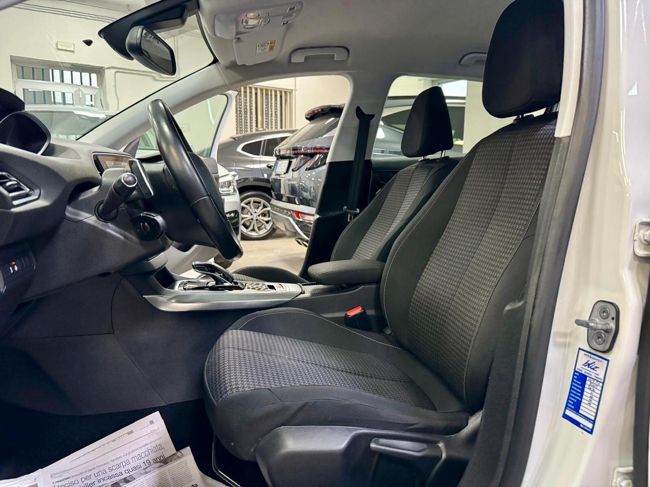 Peugeot 308 1.5 BlueHDi 130cv EAT8 Business 2021